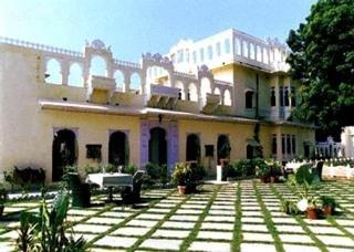 Ravla Khempur Ξενοδοχείο Ουνταϊπούρ Εξωτερικό φωτογραφία